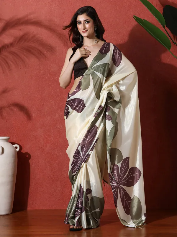 Pre-Draped_Ready_to_Wear_Chinnon_Fabric_Digital_Printed_Saree_With_Unstiched_Blouse
