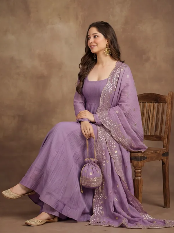 New_Embroidered_Work_Chinon_Kurta_Set