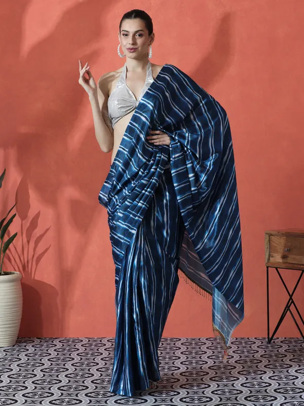 Pre-Draped_Ready_to_Wear_Chinnon_Fabric_Digital_Printed_Saree_With_Unstiched_Blouse