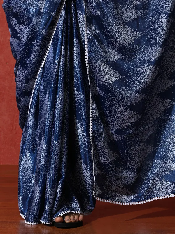 Pre-Draped_Ready_to_Wear_Chinnon_Fabric_Digital_Printed_Saree_With_Unstiched_Blouse