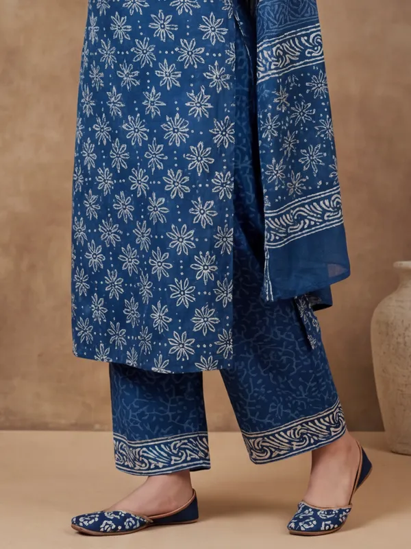 New_Printed_Rayon_Kurta_Set