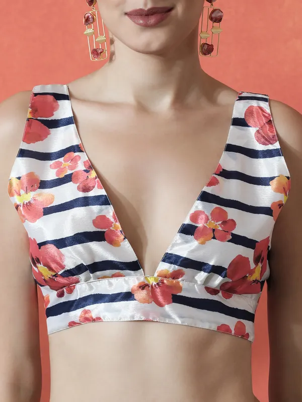 Pre-Draped_Ready_to_Wear_Chinnon_Fabric_Digital_Printed_Saree_With_Unstiched_Blouse