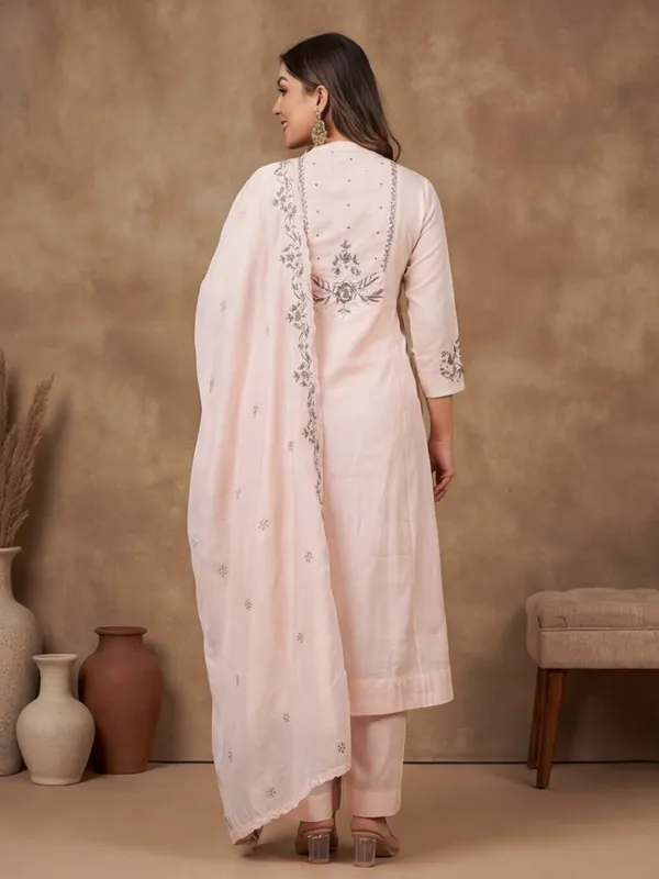 New_Embroidered_and_Flared_Muslin_Cotton_Kurta_Set