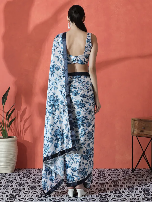 Pre-Draped_Ready_to_Wear_Chinnon_Fabric_Digital_Printed_Saree_With_Unstiched_Blouse