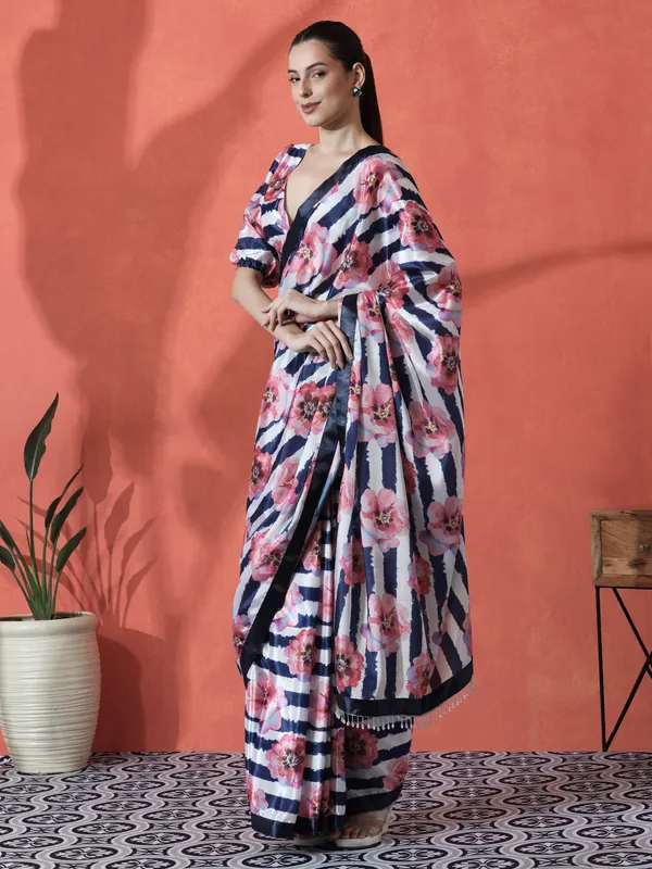 Pre-Draped_Ready_to_Wear_Chinnon_Fabric_Digital_Printed_Saree_With_Unstiched_Blouse