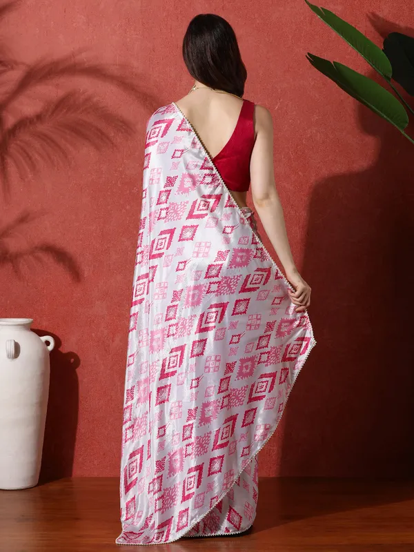 Pre-Draped_Ready_to_Wear_Chinnon_Fabric_Digital_Printed_Saree_With_Unstiched_Blouse