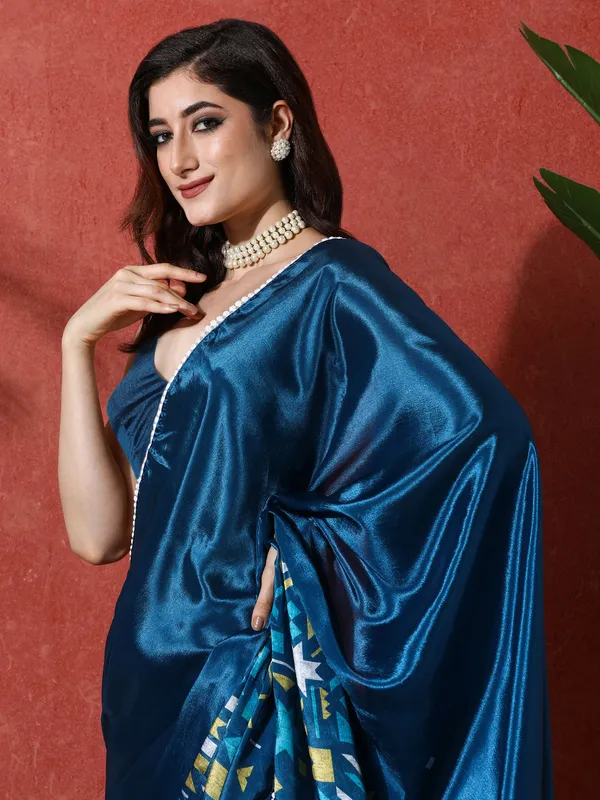 Pre-Draped_Ready_to_Wear_Chinnon_Fabric_Digital_Printed_Saree_With_Unstiched_Blouse