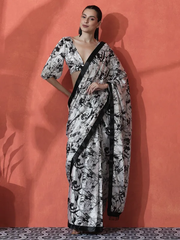 Pre-Draped_Ready_to_Wear_Chinnon_Fabric_Digital_Printed_Saree_With_Unstiched_Blouse