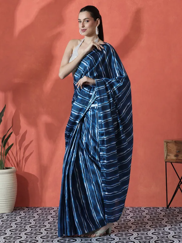 Pre-Draped_Ready_to_Wear_Chinnon_Fabric_Digital_Printed_Saree_With_Unstiched_Blouse