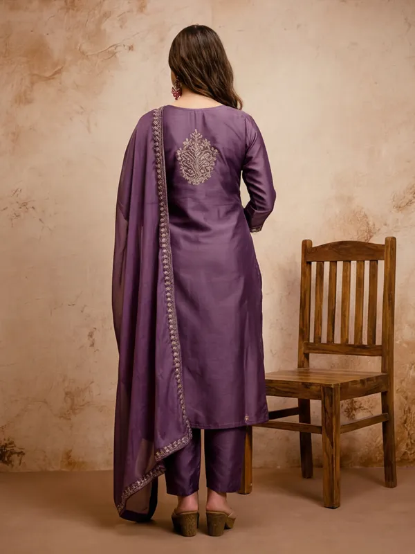 Women_Embroidery_Coding_Work_With_Show_Button_Rayon_Kurta_Set