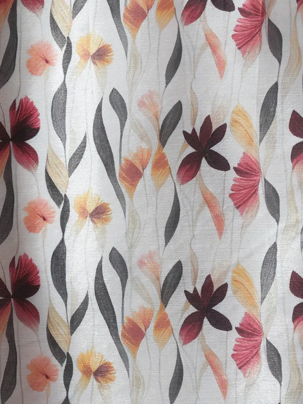 Pre-Draped_Ready_to_Wear_Chinnon_Fabric_Digital_Printed_Saree_With_Unstiched_Blouse