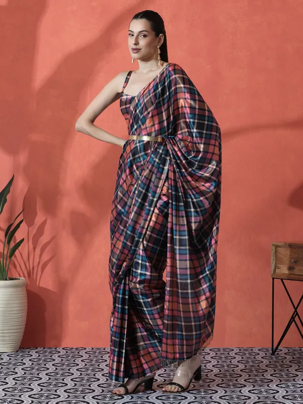 Pre-Draped_Ready_to_Wear_Chinnon_Fabric_Digital_Printed_Saree_With_Unstiched_Blouse