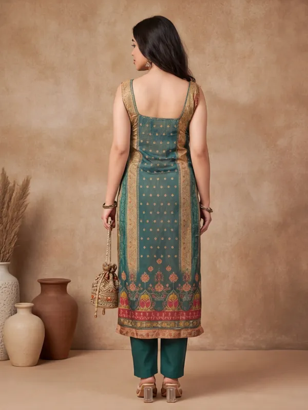 New_Printed_Silk_Kurta_Set