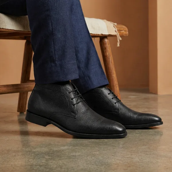 Mens_Black_Textured_Formal_Lace-Up_Shoes