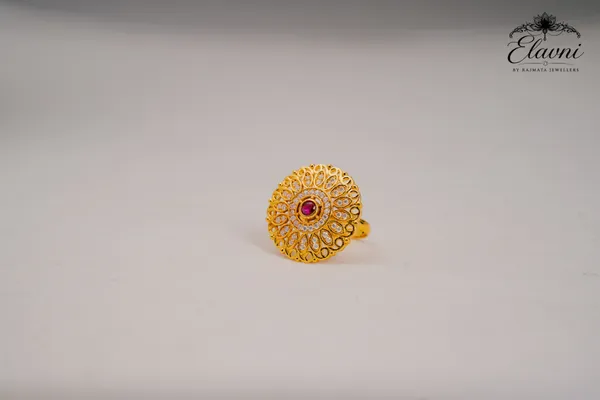 Golden_Alloy_Floral_Ring_For_Women