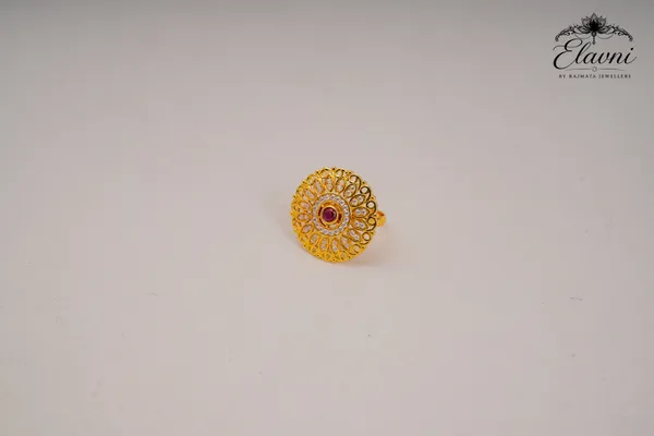 Golden_Alloy_Floral_Ring_For_Women