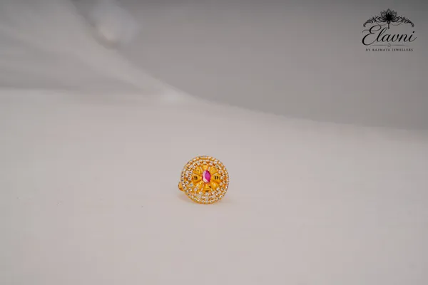 Golden_Alloy_Halo_Ring_For_Women