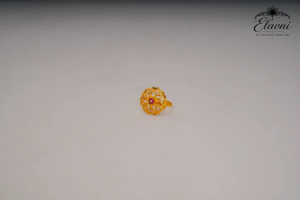 Golden_Alloy_Blossom_Ring_For_Women