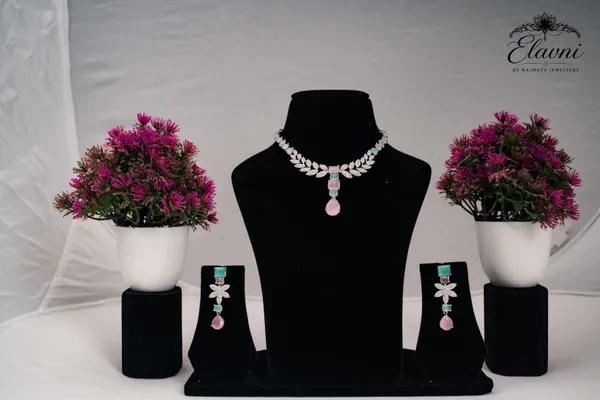Silver_Alloy_Dual_Tone_Necklace_Set_For_Women
