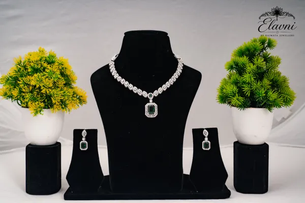 Silver_Alloy_Emerald_Pendant_Necklace_Set_For_Women