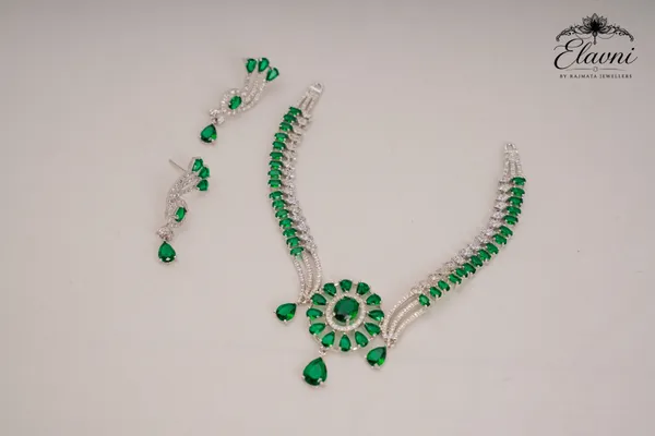 Green_And_Silver_Alloy_Necklace_Set_For_Women