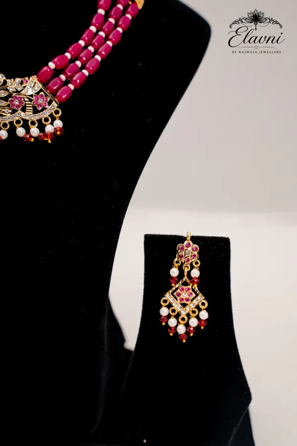 Pink_And_Golden_Alloy_Traditional_Necklace_Set_For_Women