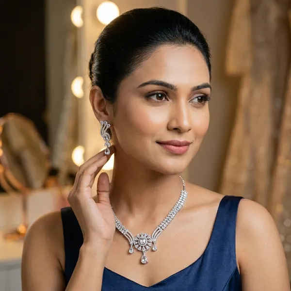 Silver_Alloy_Crystal_Necklace_Set_For_Women