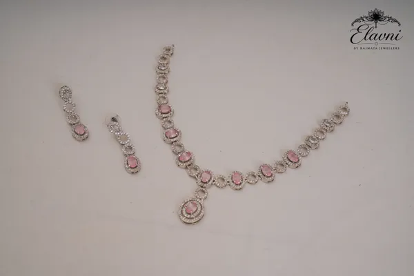 Pink_And_Silver_Alloy_Circle_Necklace_Set_For_Women