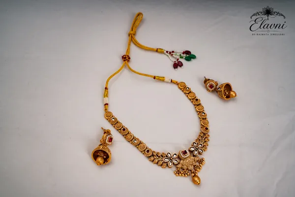 Gold-Plated_Alloy_Jhumki_Necklace_Set_For_Women