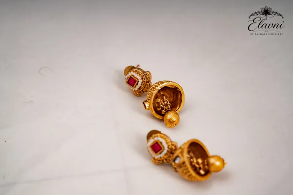 Gold-Plated_Alloy_Jhumki_Necklace_Set_For_Women