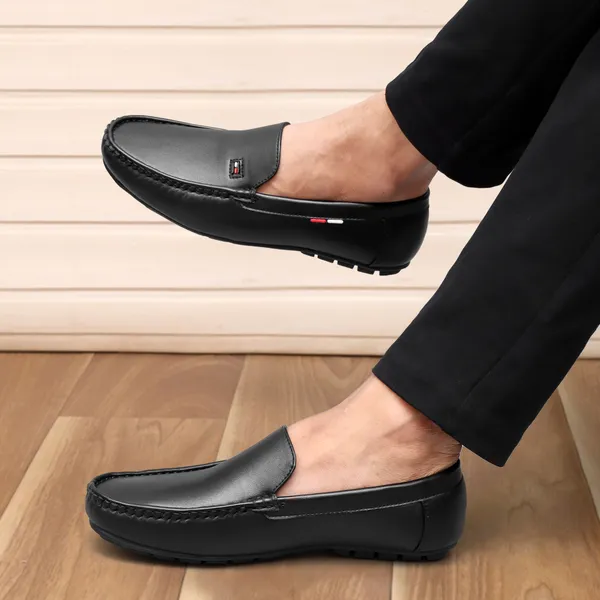 Black_Synthetic_Leather_Loafers_Loafers_For_Men