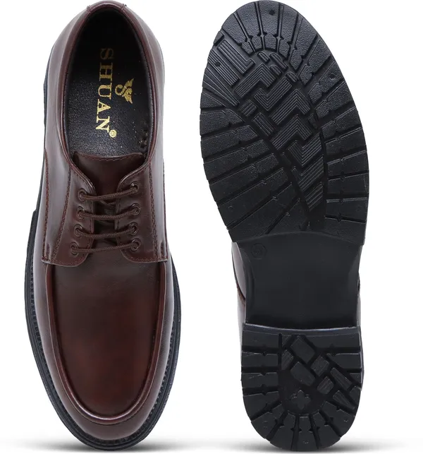 Brown_Synthetic_Leather_Outdoors_Shoes_For_Men