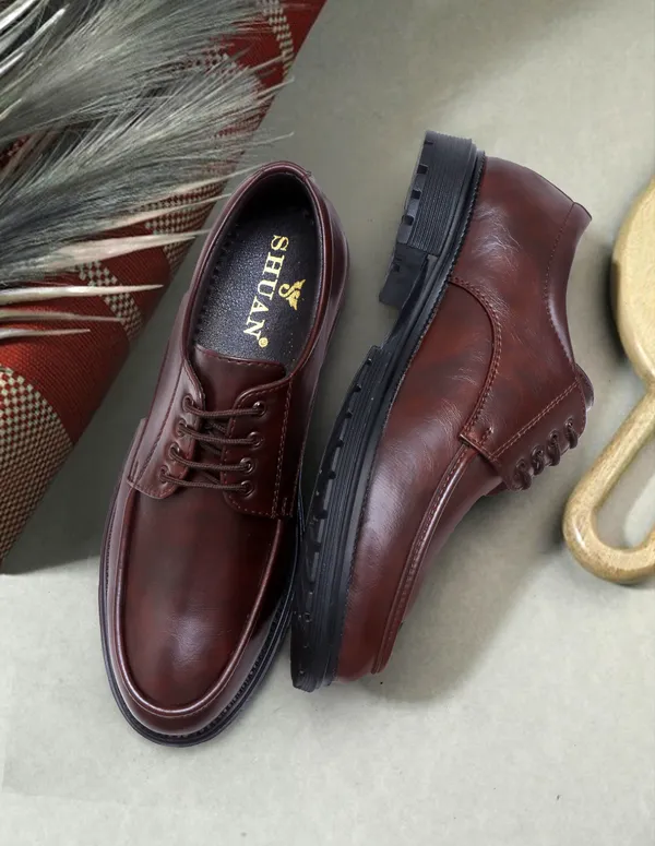 Brown_Synthetic_Leather_Outdoors_Shoes_For_Men
