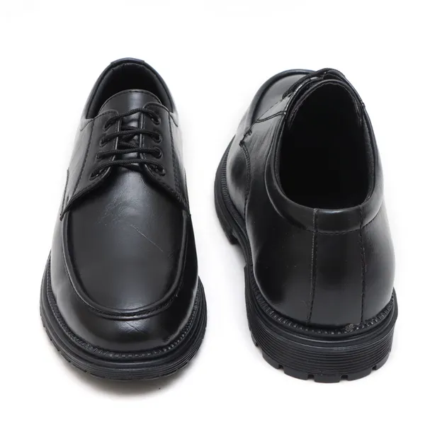Black_Synthetic_Leather_Outdoors_Shoes_For_Men