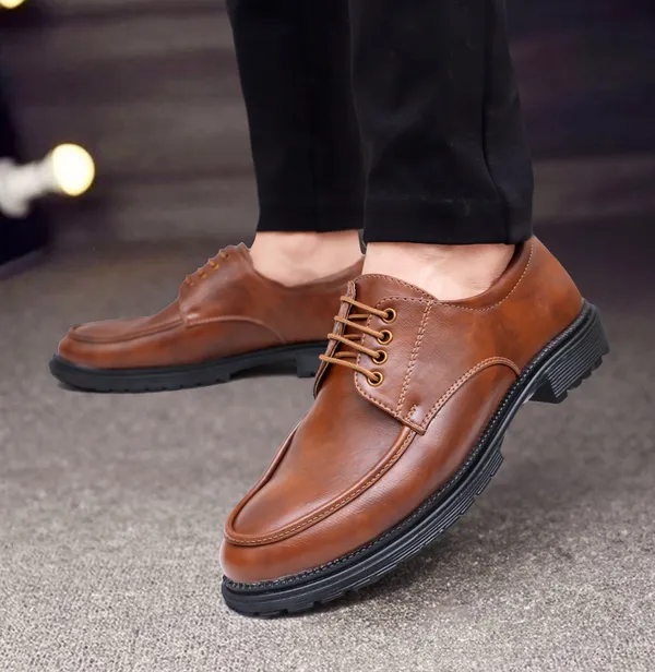 Tan_Synthetic_Leather_Outdoors_Shoes_For_Men