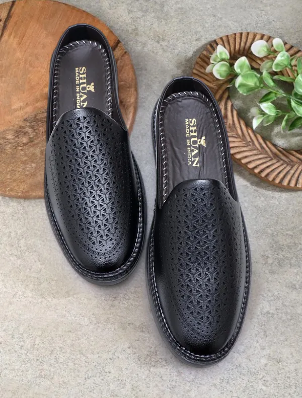 Black_Synthetic_Leather_Casuals_Shoes_For_Men