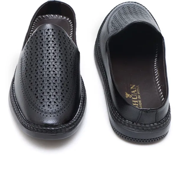 Black_Synthetic_Leather_Casuals_Shoes_For_Men
