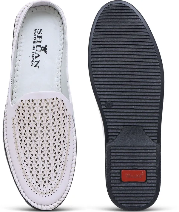 White_Synthetic_Leather_Casuals_Shoes_For_Men