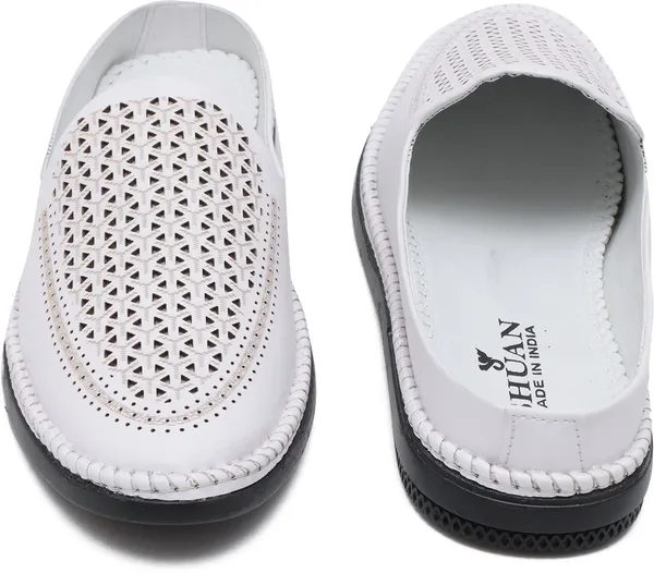 White_Synthetic_Leather_Casuals_Shoes_For_Men