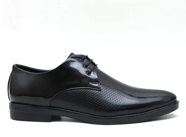 Black_Synthetic_Leather_Derby_Shoes_For_Men