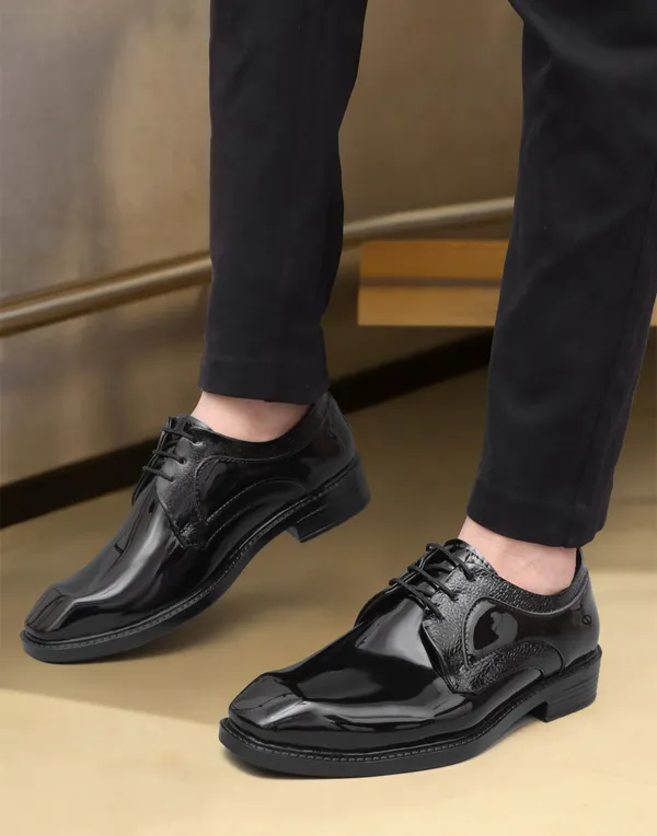 Black_Synthetic_Leather_Lace_Up_Shoes_For_Men