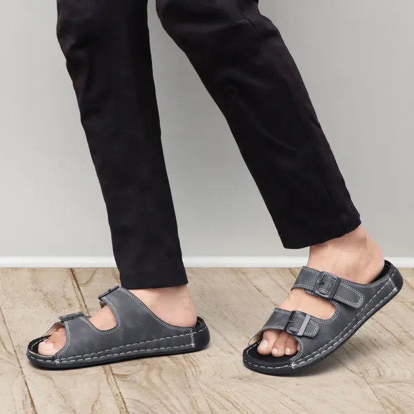 Shuan_synthetic_leather_casual_slippers_for_men