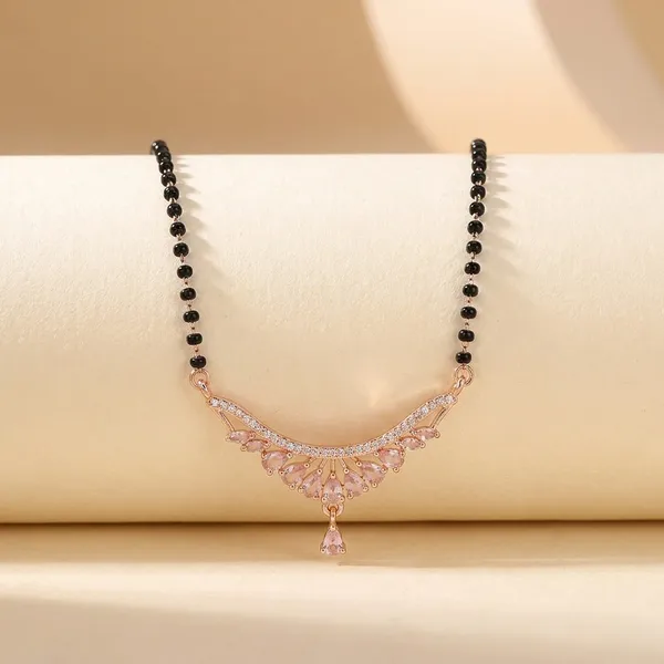 Rose_Gold_Leaf_Mangalsutra_Necklace_With_Black_Beads