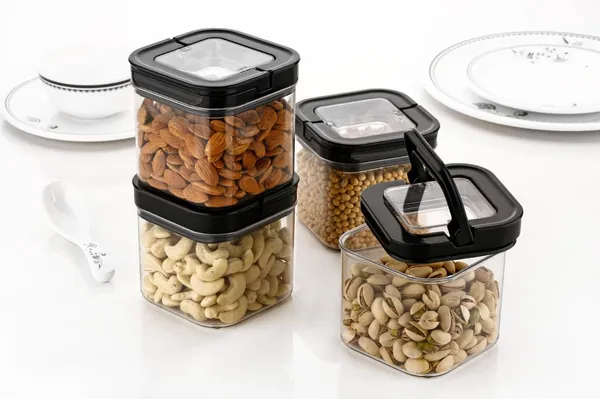 Airtight_Food_Storage_Container_Set_With_Transparent_Square_Design_(Smart_Model_With_Handle)