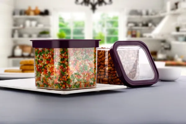 Modular_Food_Storage_Container_Set_With_Transparent_Body_And_Black_Lids_(Quba_Model_)