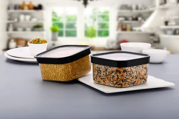 Modular_Food_Storage_Container_Set_With_Transparent_Body_And_Black_Lids_(Quba_Model_)