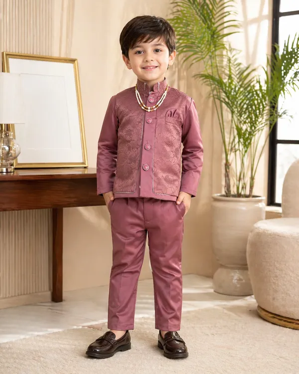 Pink_Indo_Western_Set_For_Boys_With_Beaded_Necklace_(Mala)