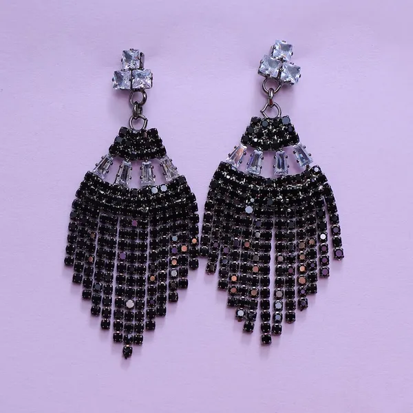 Black_Traditional_Classic_Stylish_Black_Stone_Dropping_Stud_Earrings_For_Women