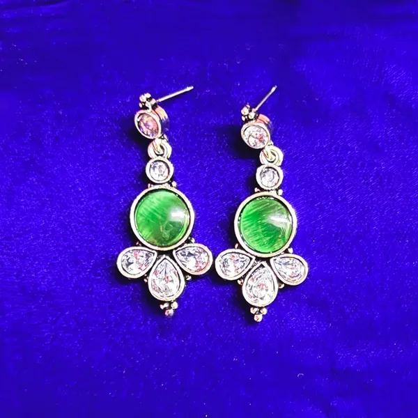 Green_And_Clear_Green_Stone_Oxidized_Kundan_Earrings_For_For_Women