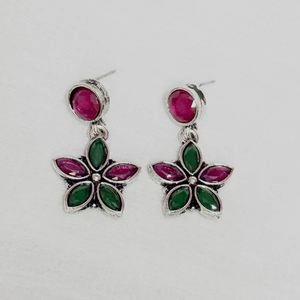 Red_And_Green_Traditional_Classic_Stylish_Oxidized_Kundan_Stone_Dropping_Stud_Earrings_For_Women